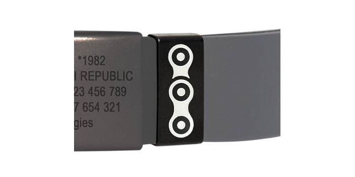 Mark Negro para cinturón de 14 mm color